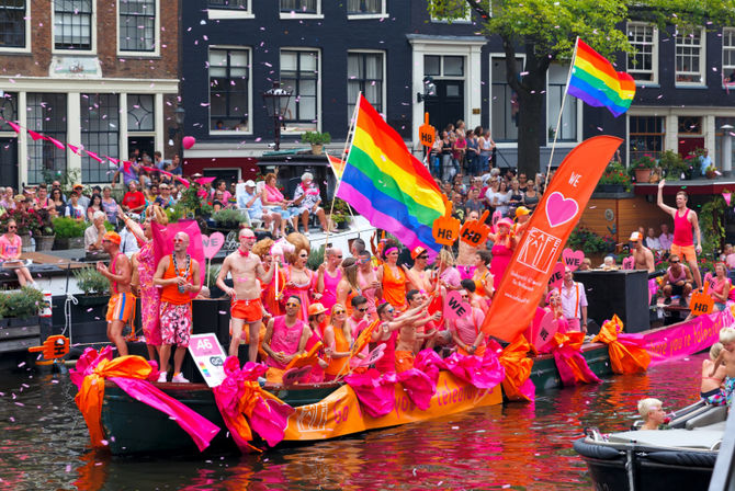Pride Amsterdam bezoeken: datum, Canal Parade, route en praktische tips